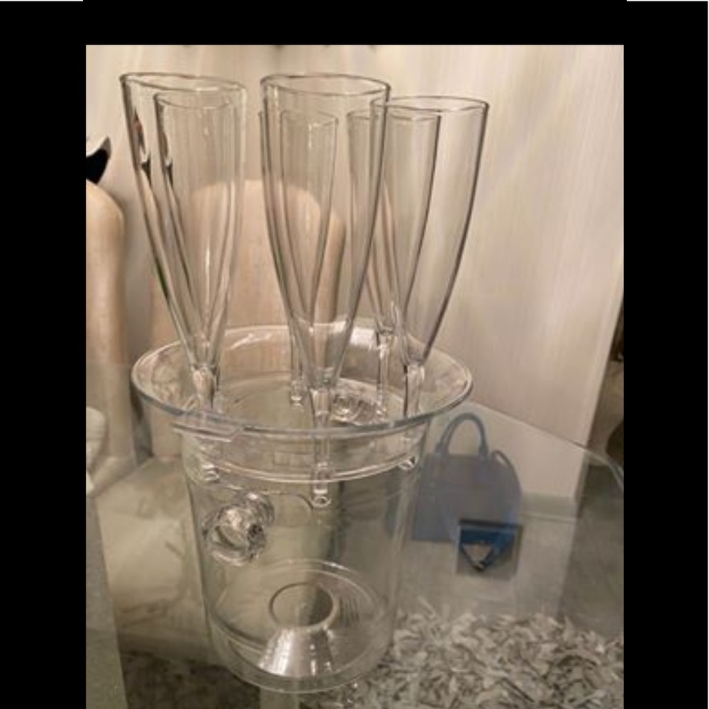 8 piece Lucite Champagne set